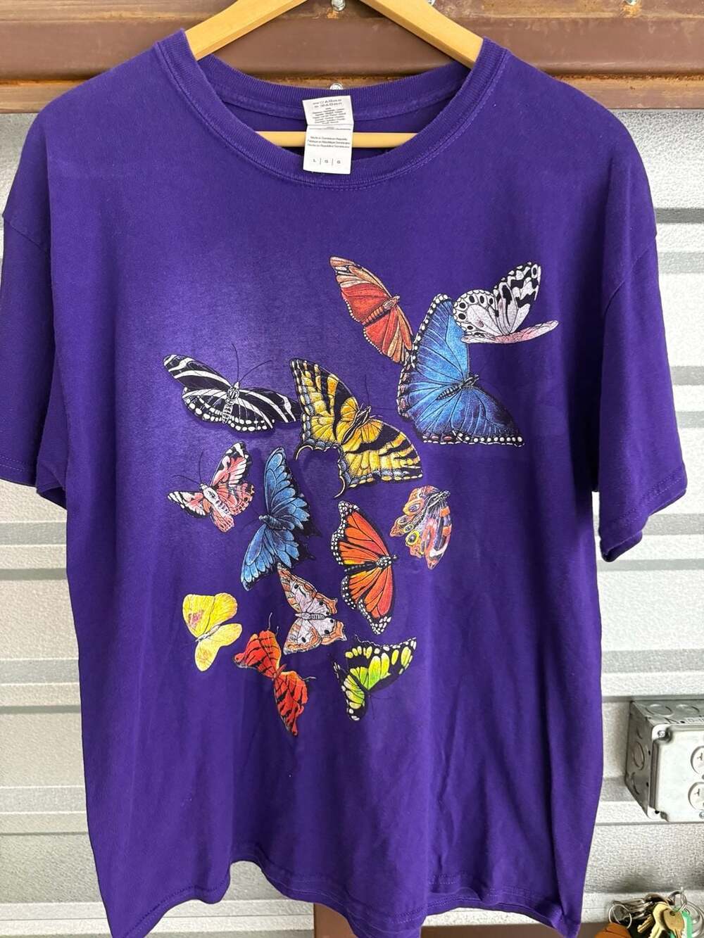 Gildan South Carolina State Museum Butterfly T-Shirt Size Large Purple
